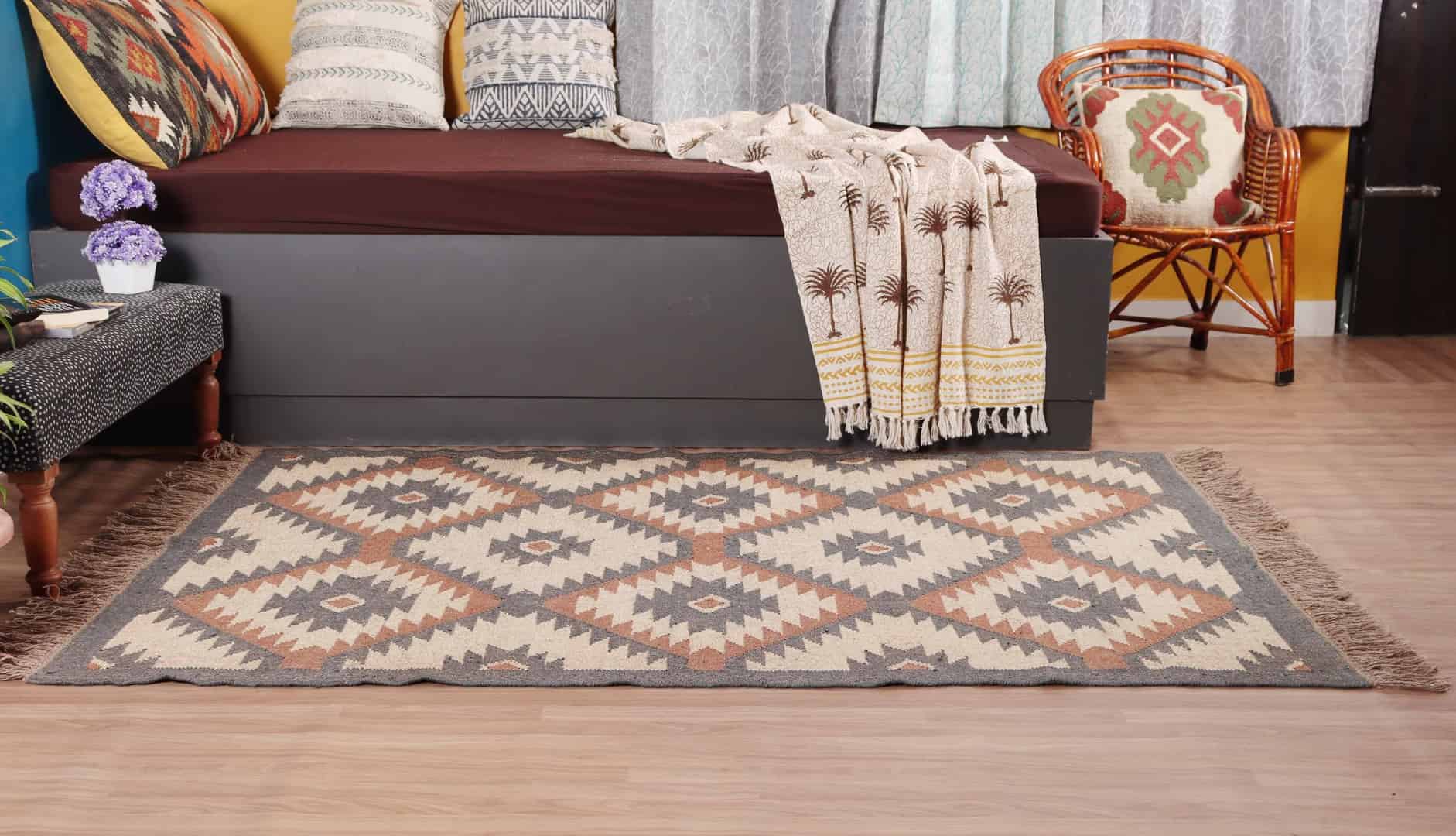 Multicolor Wool Jute Kilim Rugs with Fringes - Image 4