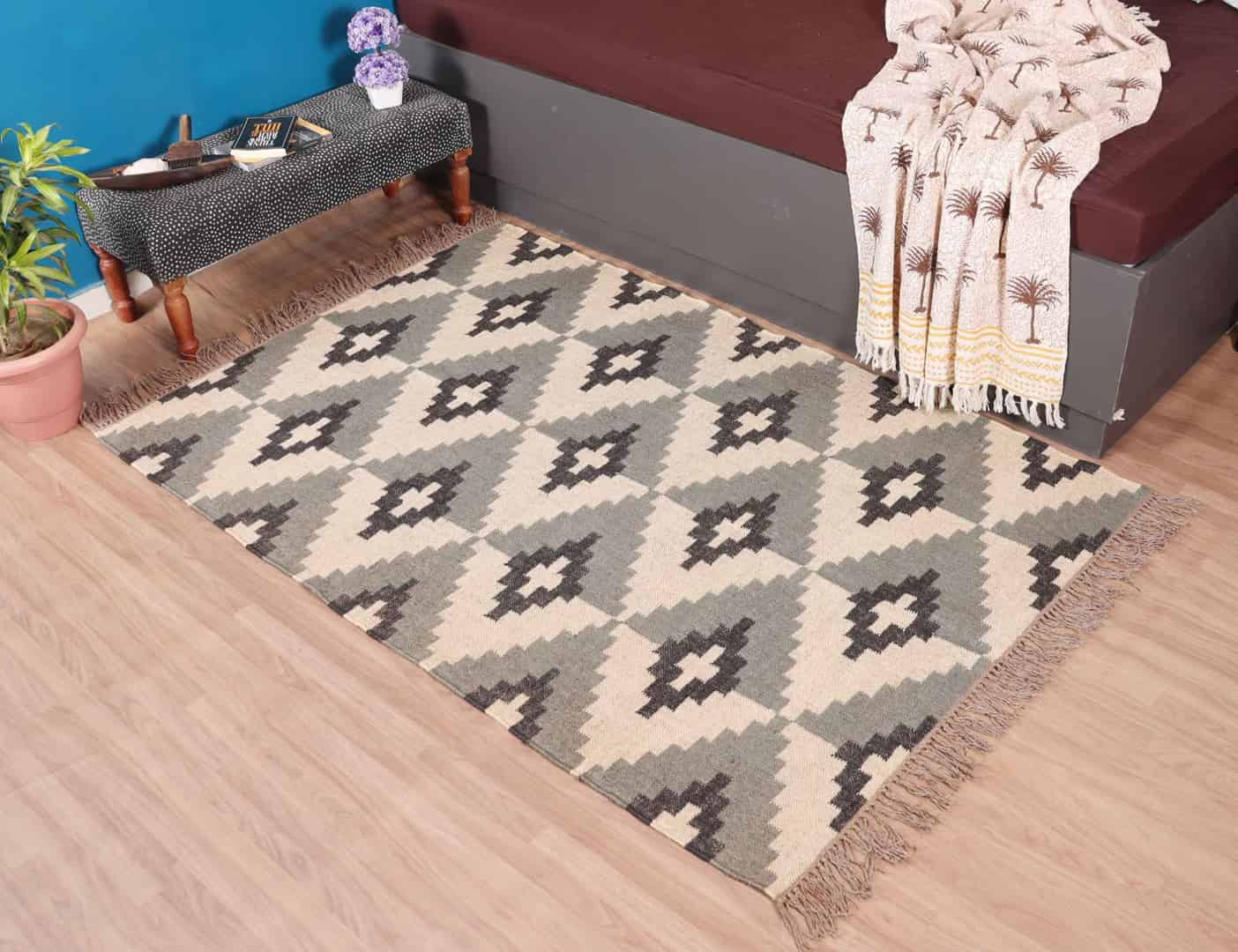 Colorful Vintage Kilim Wool Jute Rug For Living Home - Image 3