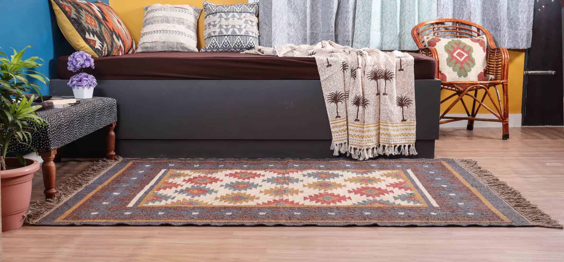 Indian Handmade Wool Jute Kilim Area Rug - Image 4