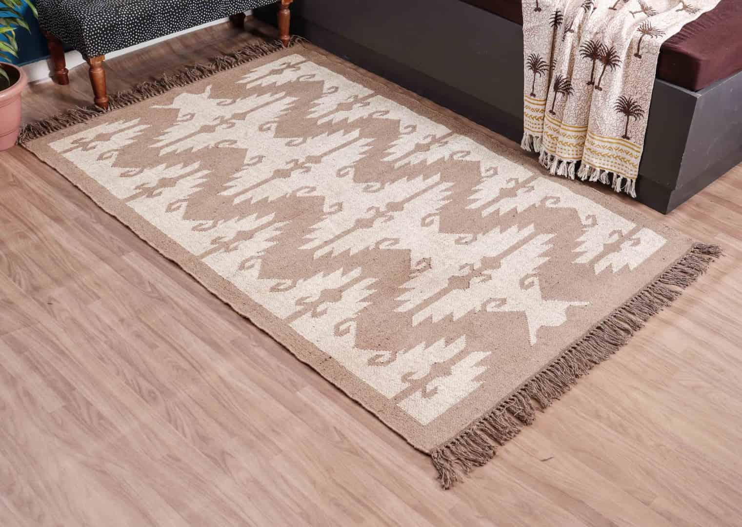 Beige and White Color Handwoven Wool Jute Kilim Rugs - Image 3