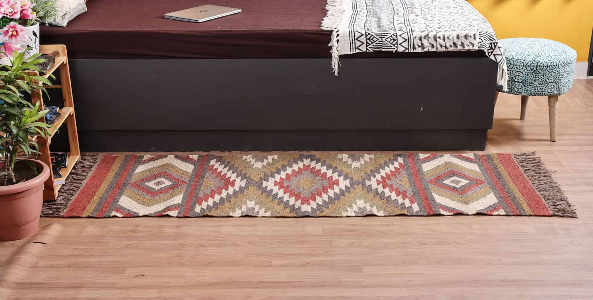 Indian Handwoven Multicolor Wool Jute Kilim Runner Rug - Image 4