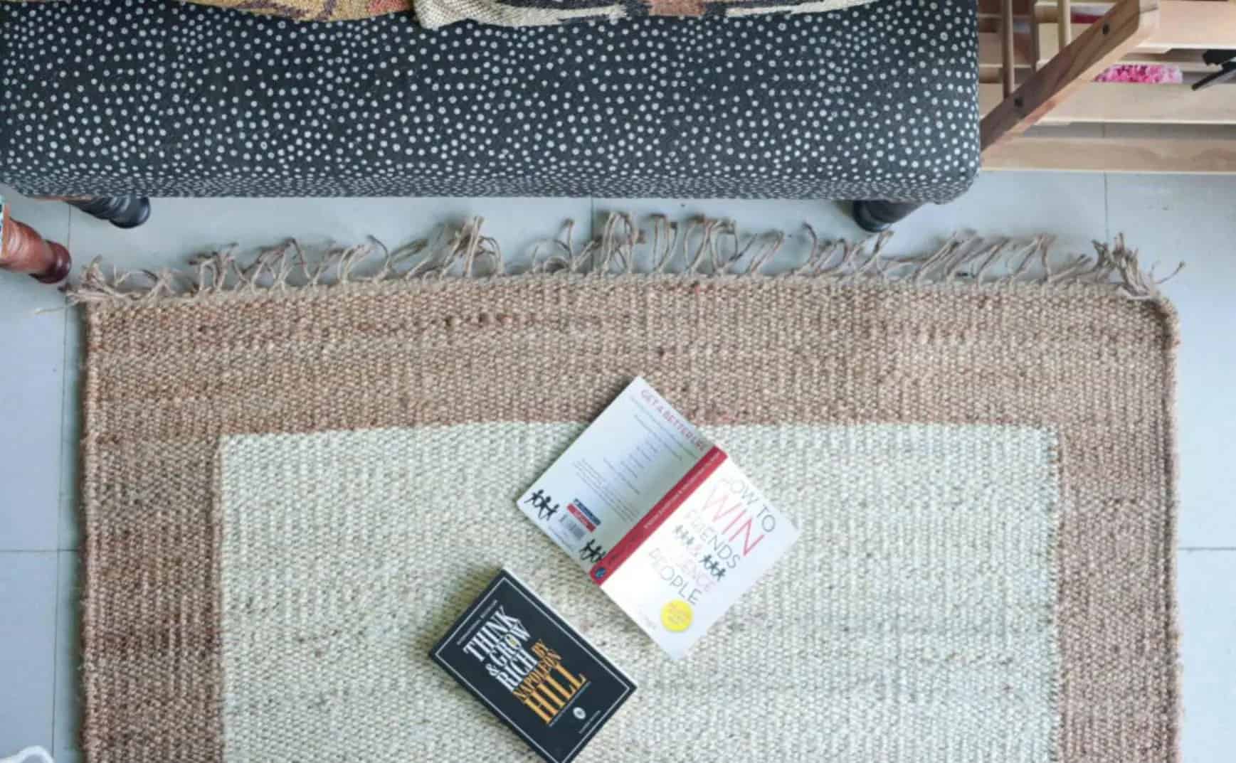 Handwoven Hemp Jute Rug with Fringes - Image 4