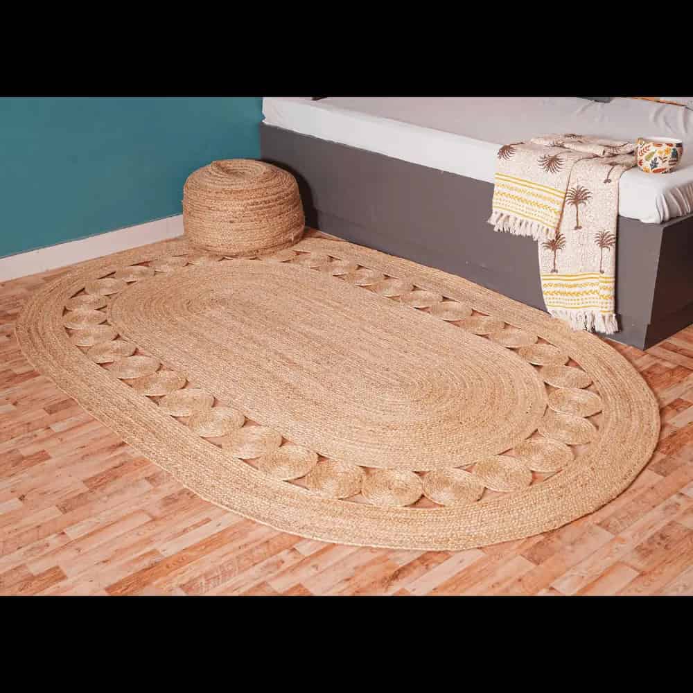 Hand Braided Natural Scalloped Oval Jute Rug  - Image 2