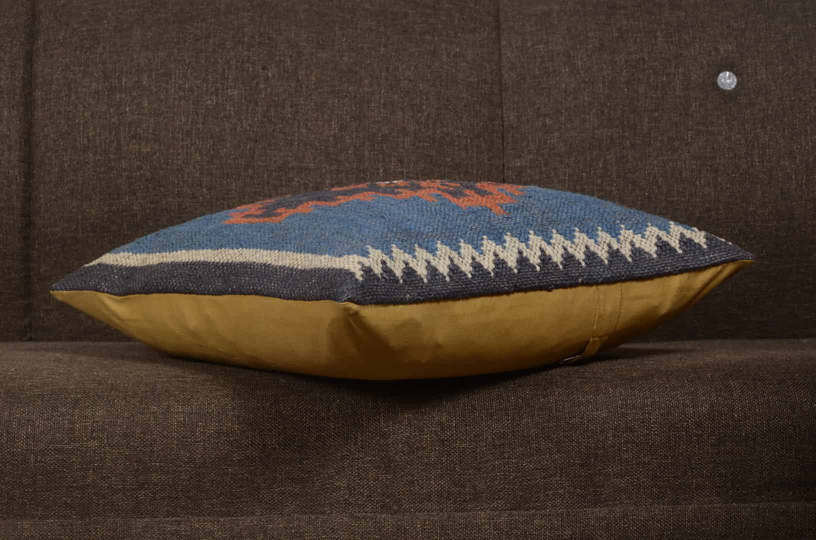 Home Decor Handwoven Turkish Kilim Pillow Cover - Image 2