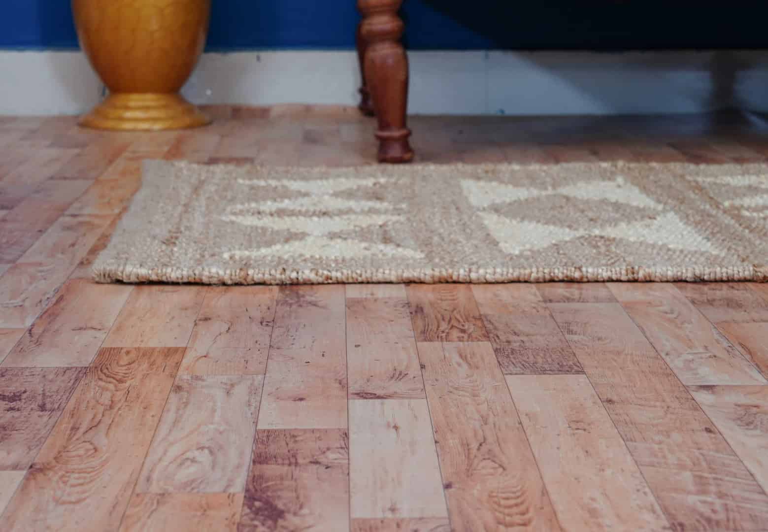 Hand Loomed Natural Jute Hemp Runner Rug with Off White Design - Image 8