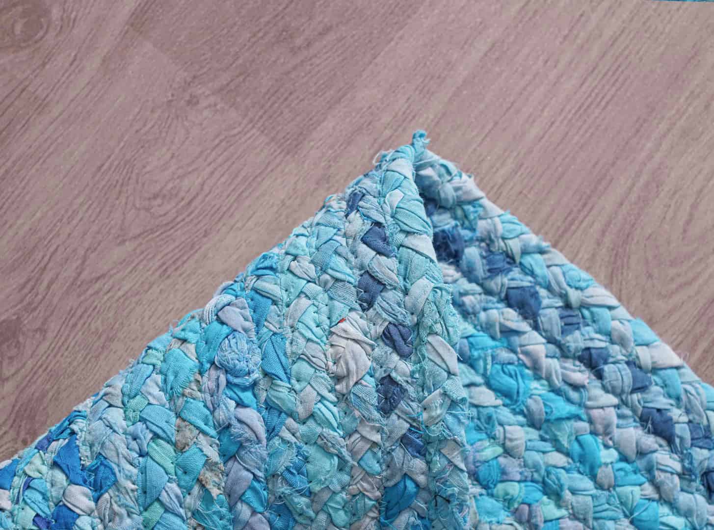 Light Blue Handwoven Cotton Round Rug - Image 8