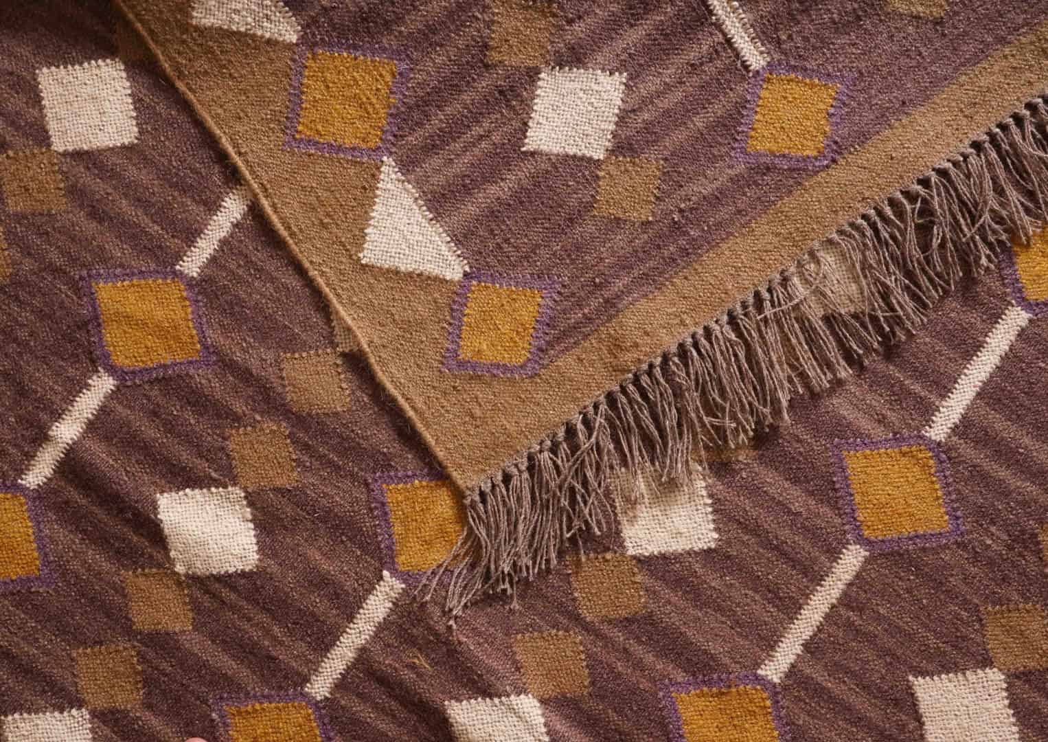 Vintage Indian Antique Look Multicolor Wool Jute Kilim Rug with Fringes Jute Rug Vintage Wool Jute Kilim Large Dhurrie Rug  - Image 3