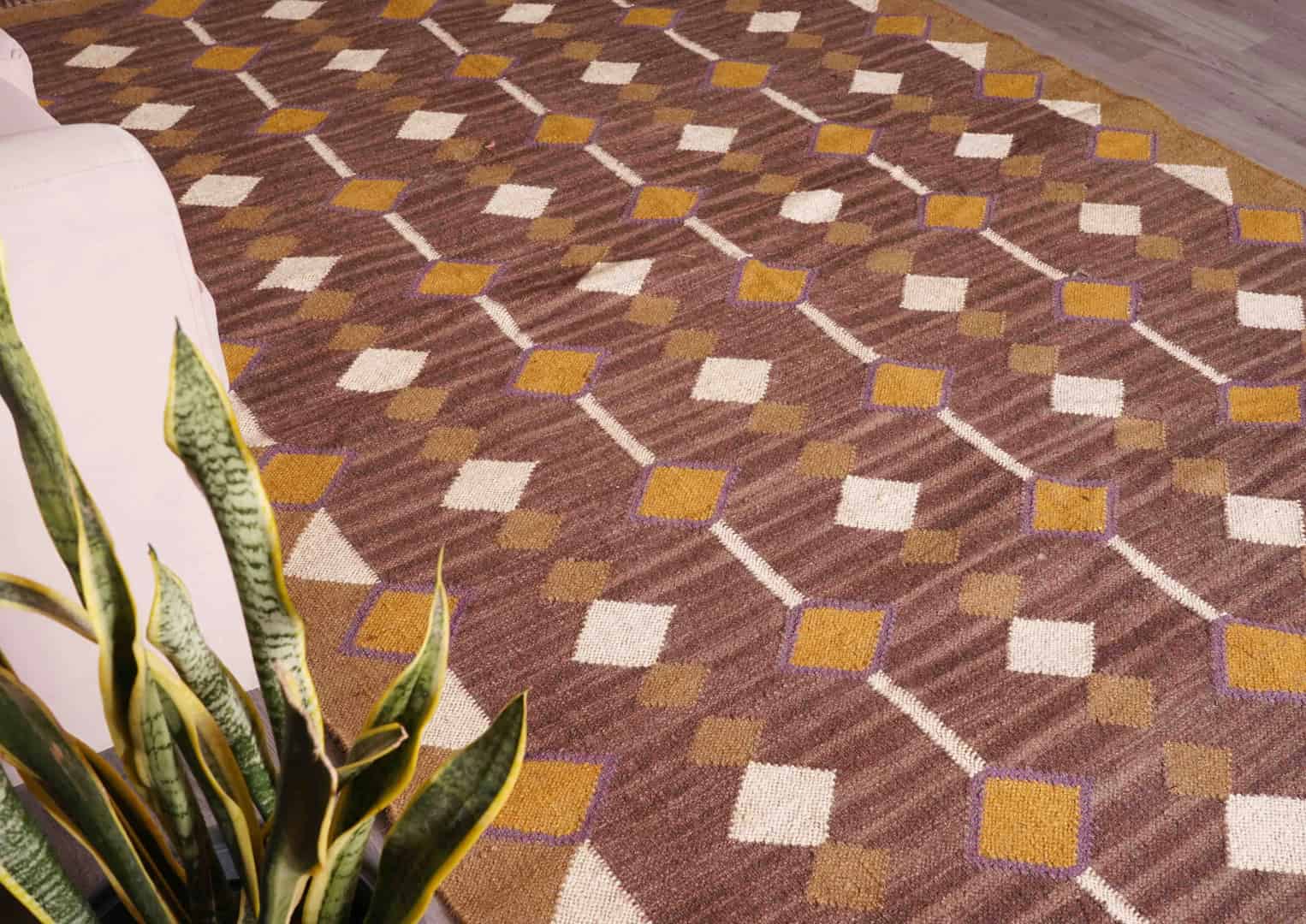 Vintage Indian Antique Look Multicolor Wool Jute Kilim Rug with Fringes Jute Rug Vintage Wool Jute Kilim Large Dhurrie Rug  - Image 5