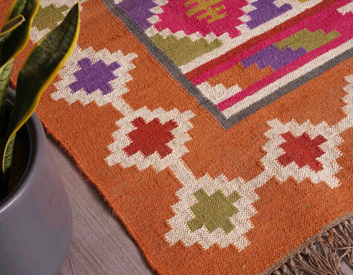 Kilim Rug Handwoven Wool and Jute Rug Handmade Kilim Dhurrie Rug Traditional Indian jute Area rug Traditional Wool jute Kilim Rug  - Image 4