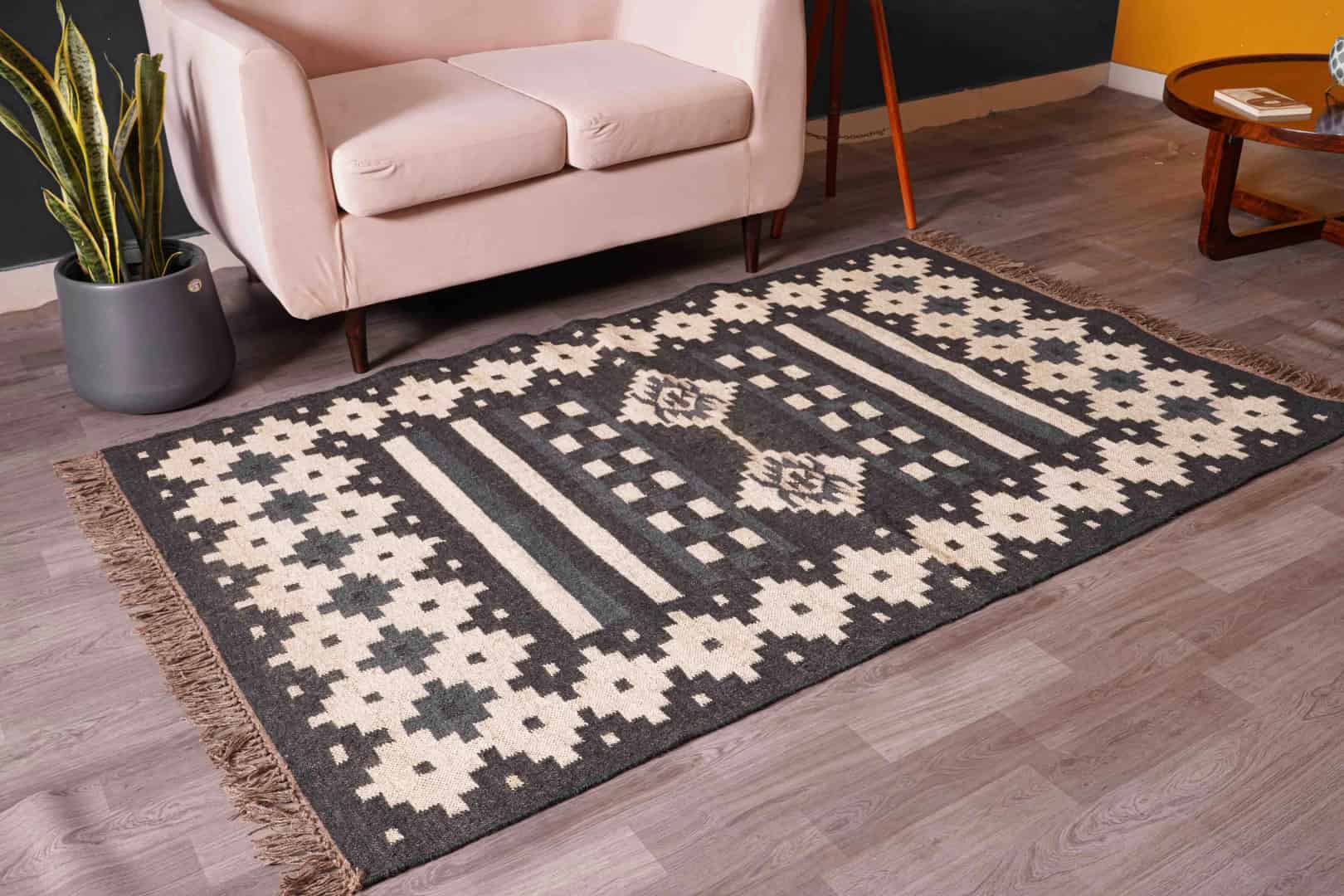 Rugs For Home Decor Vintage Black with Off White Design Wool Jute Rug Traditional Kilim Rug Indian Rug Oushak Rug Vintage Kilim Rugs - Image 3