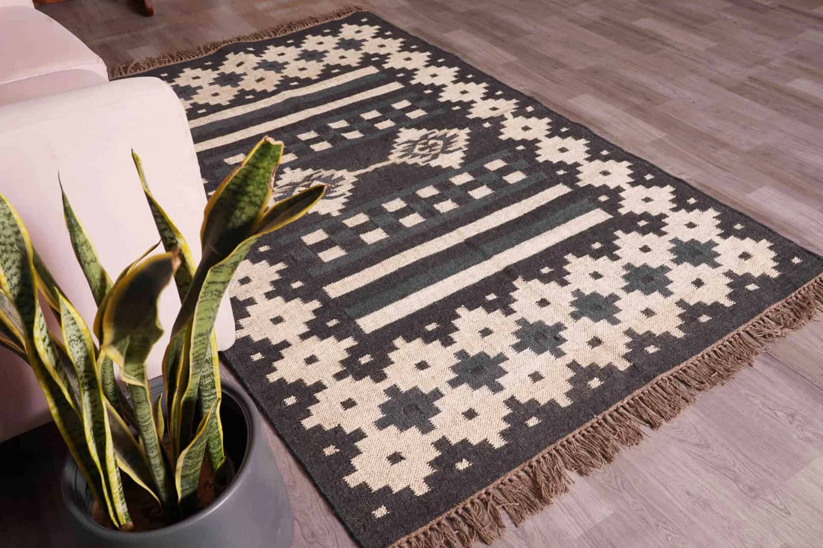 Rugs For Home Decor Vintage Black with Off White Design Wool Jute Rug Traditional Kilim Rug Indian Rug Oushak Rug Vintage Kilim Rugs - Image 4