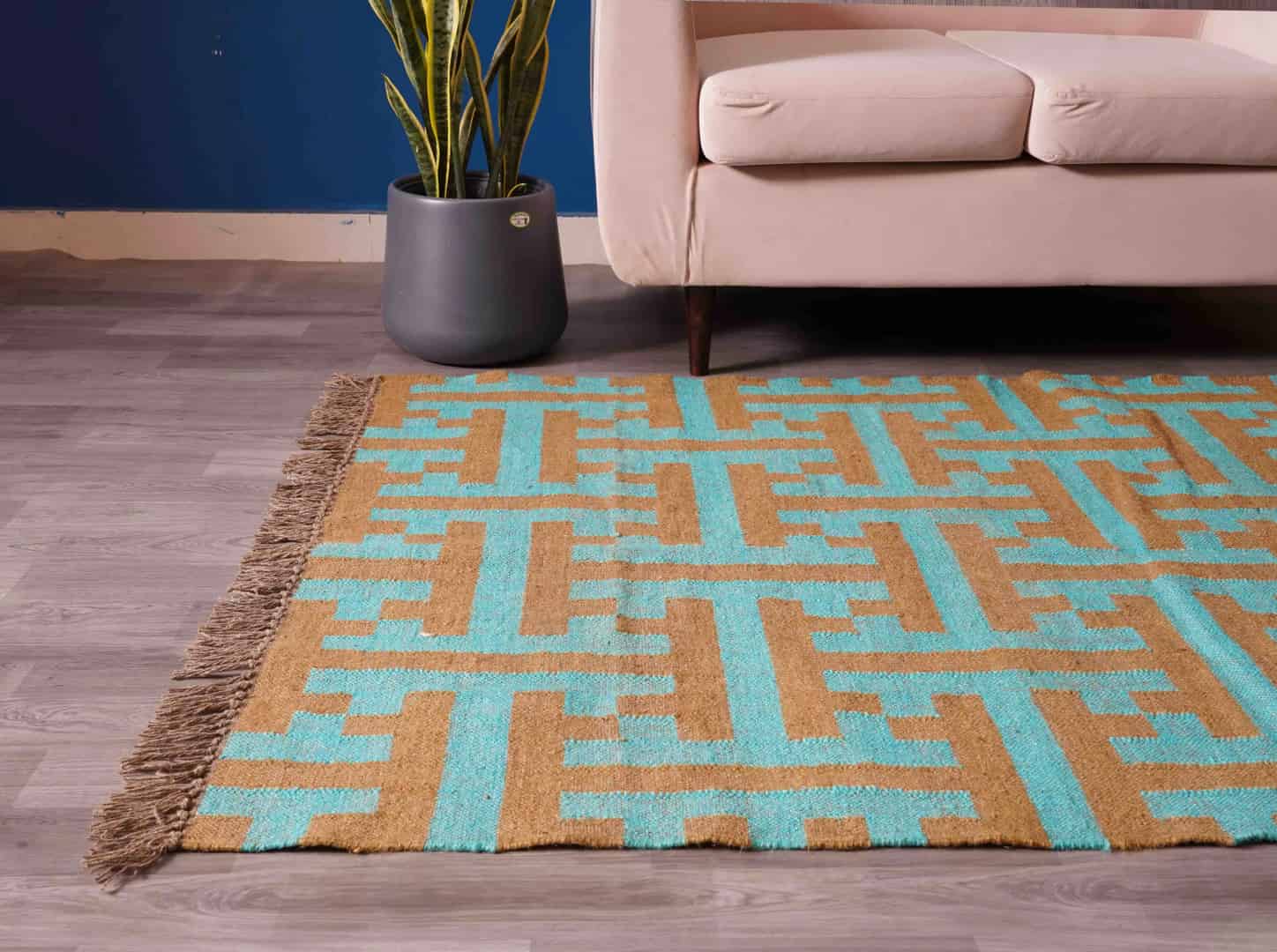 Vintage Beige with Bottle Green Design Wool Jute Kilim Rug Handwoven Handmade Kilim Dhurrie Rug Traditional Indian jute Area rug - Image 8