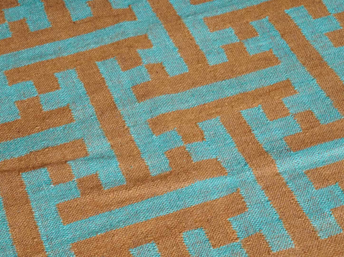 Vintage Beige with Bottle Green Design Wool Jute Kilim Rug Handwoven Handmade Kilim Dhurrie Rug Traditional Indian jute Area rug - Image 10