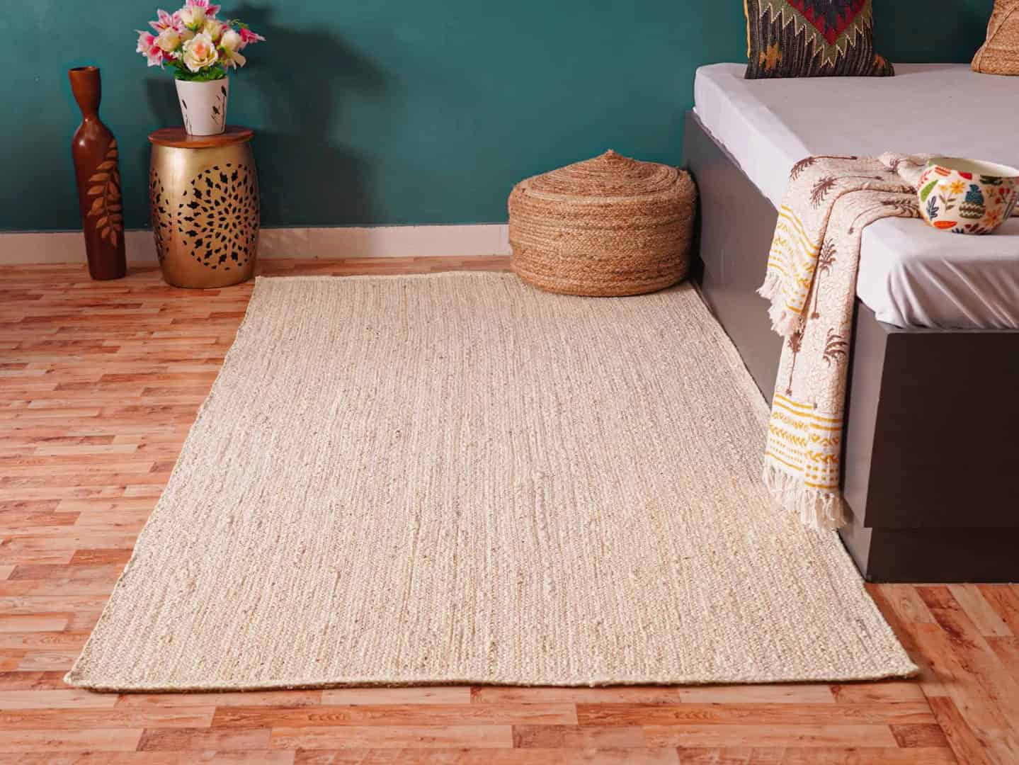 Hand Braide Retangle Jute Rug White color For Living Room Area Rug  - Image 8
