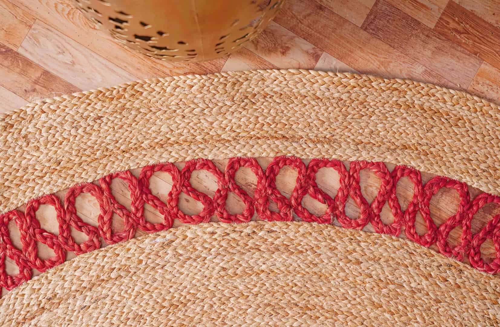 Indian Handmade Braided Home Decor Bohemian Round Jute Scalloped Rug with Custom Color Lattice Border - Image 5