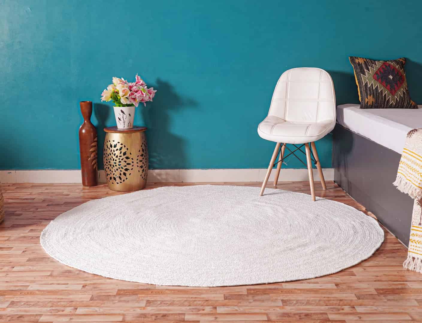Home Decor Bohemian Handmade Braided Beige and White Jute Area Round Rug - Image 9