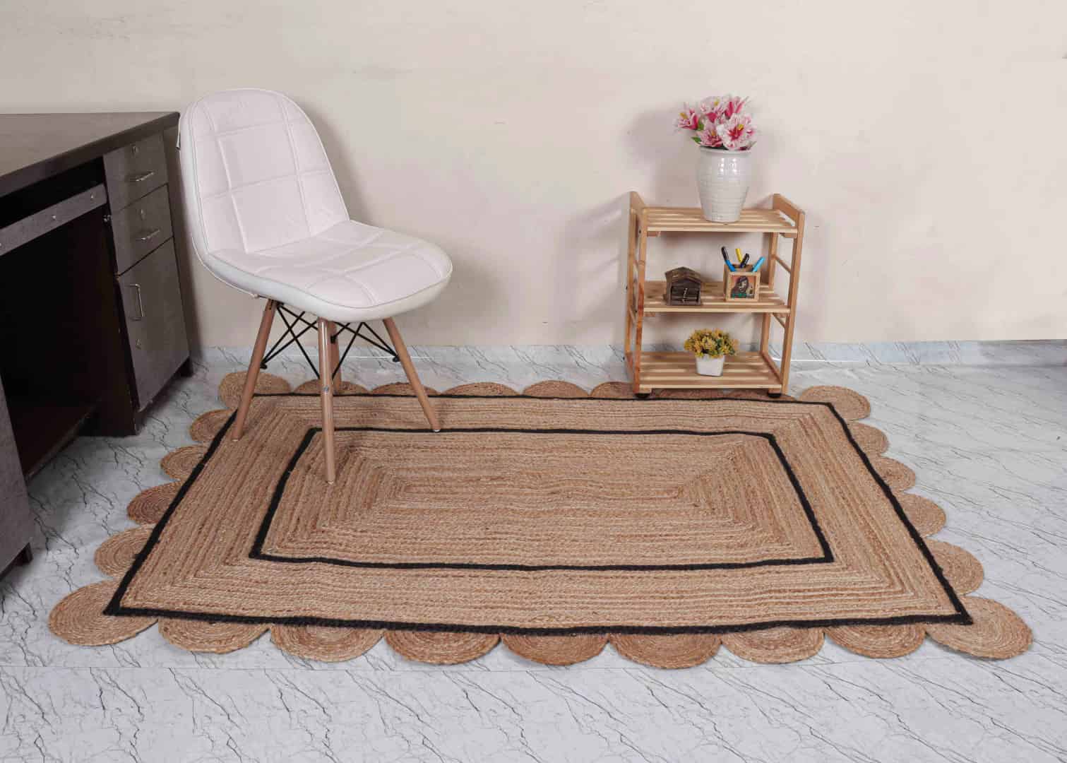 Beige with Double Color Border Handmade Braided Jute Scalloped Rectangle Rug - Image 8