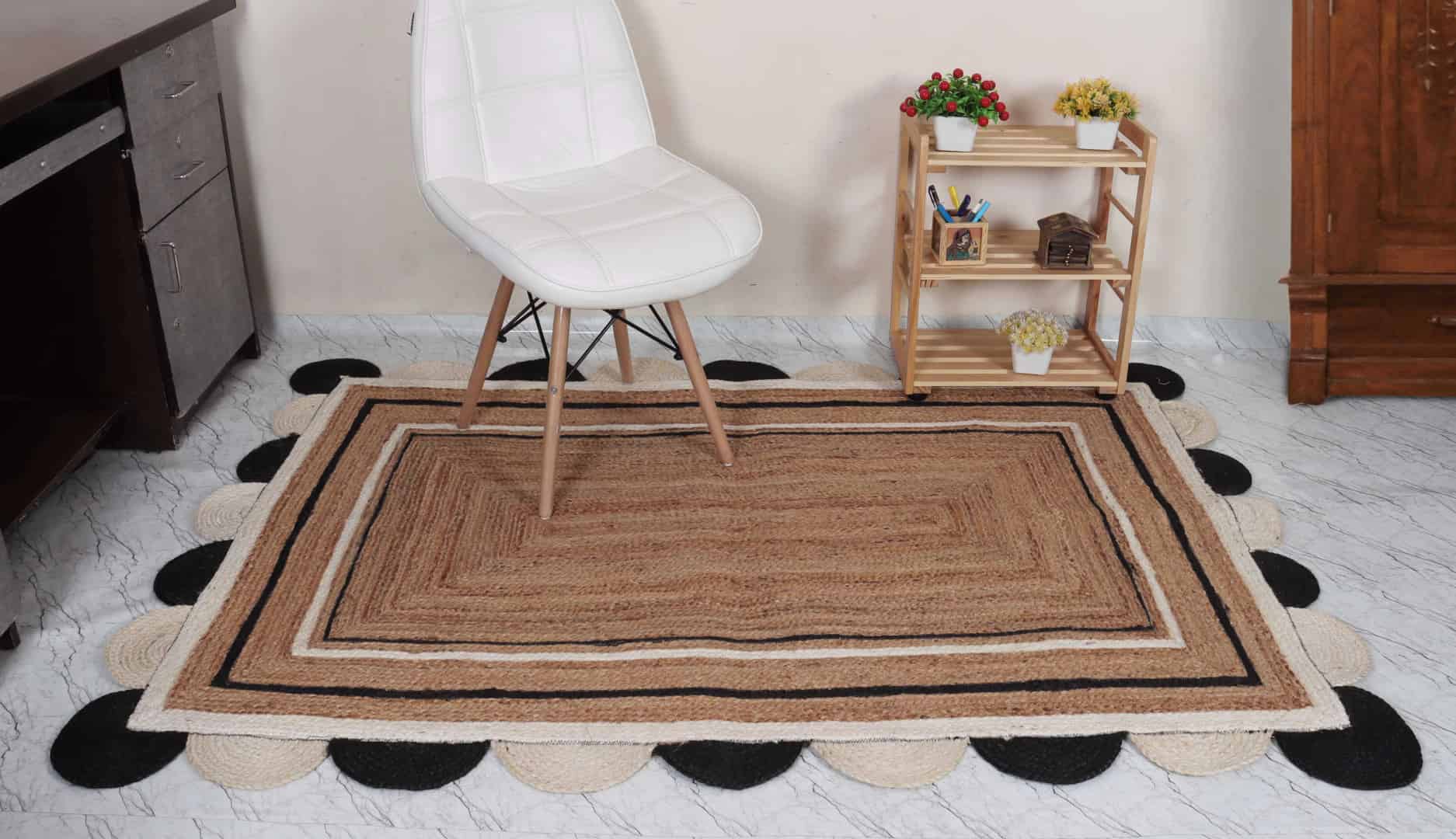 Indian Handmade Natural Jute Braided Scalloped Rug - Image 4