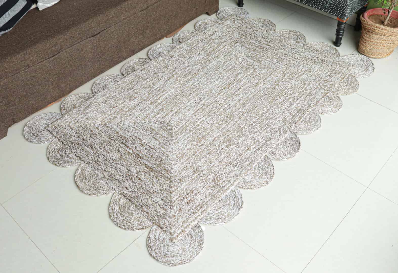 Hand Braided Beige White and Grey Tie Dye Braided Rectangle Scalloped Jute Rug - Image 2