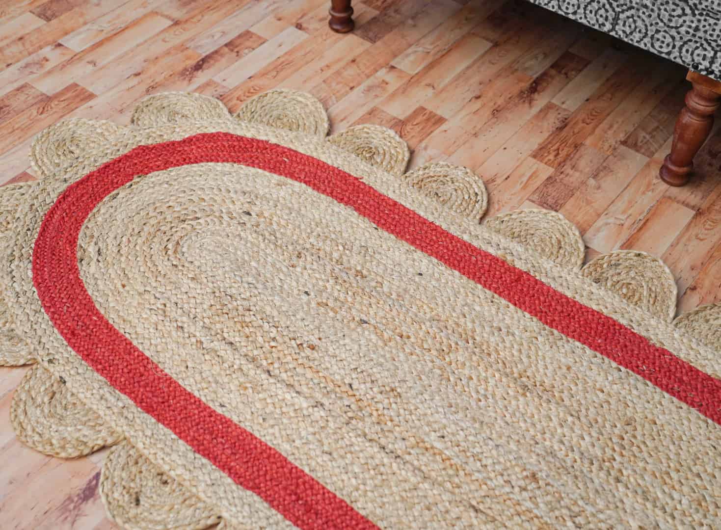 Hand Braided Scalloped Oval Jute Rug Beige with Customized Color Border - Image 6