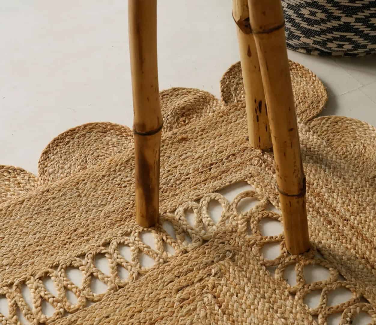 Indian Handmade Natural Braided Scalloped Rectangle Jute Rug - Image 4