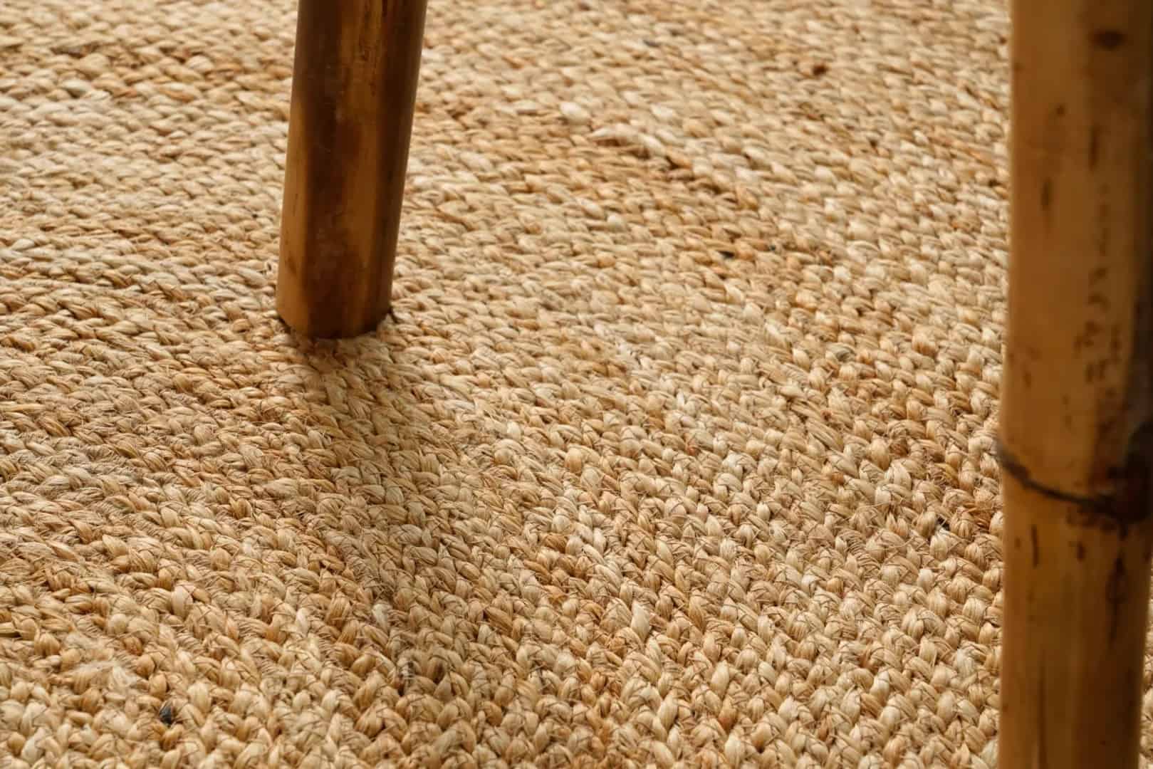 Home Decor Hand Braided Scallop Oval Jute Rug Beige with Multicolor Border - Image 7