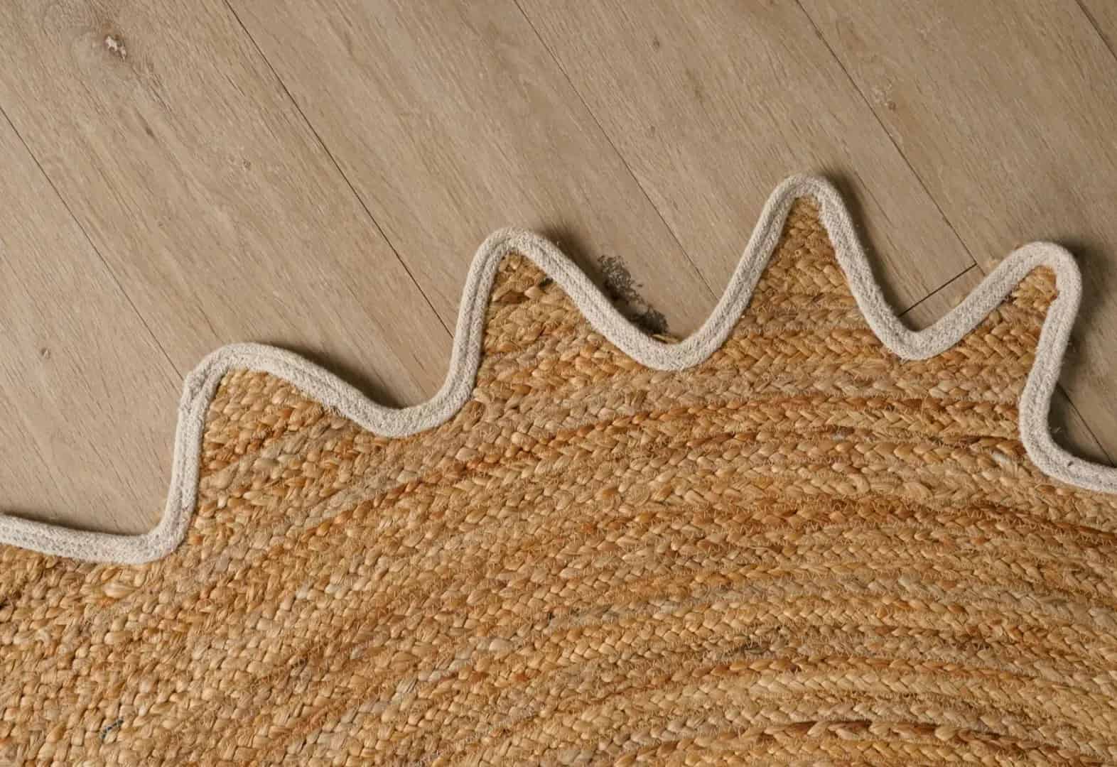 Handmade Scalloped Oval Jute Rug Beige With White Border - Image 4