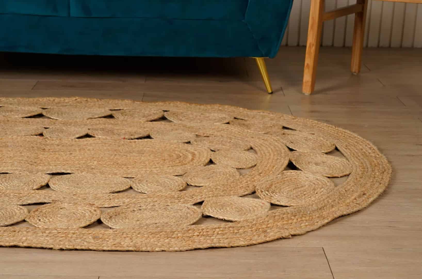 Eco Friendly Hand Braided Bohemian Scalloped Natural Oval Jute Rug  - Image 3