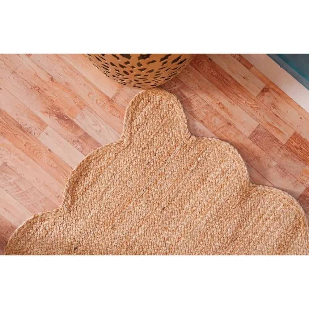 Natural Hand Braided Beige Scalloped Jute Area Rug - Image 5
