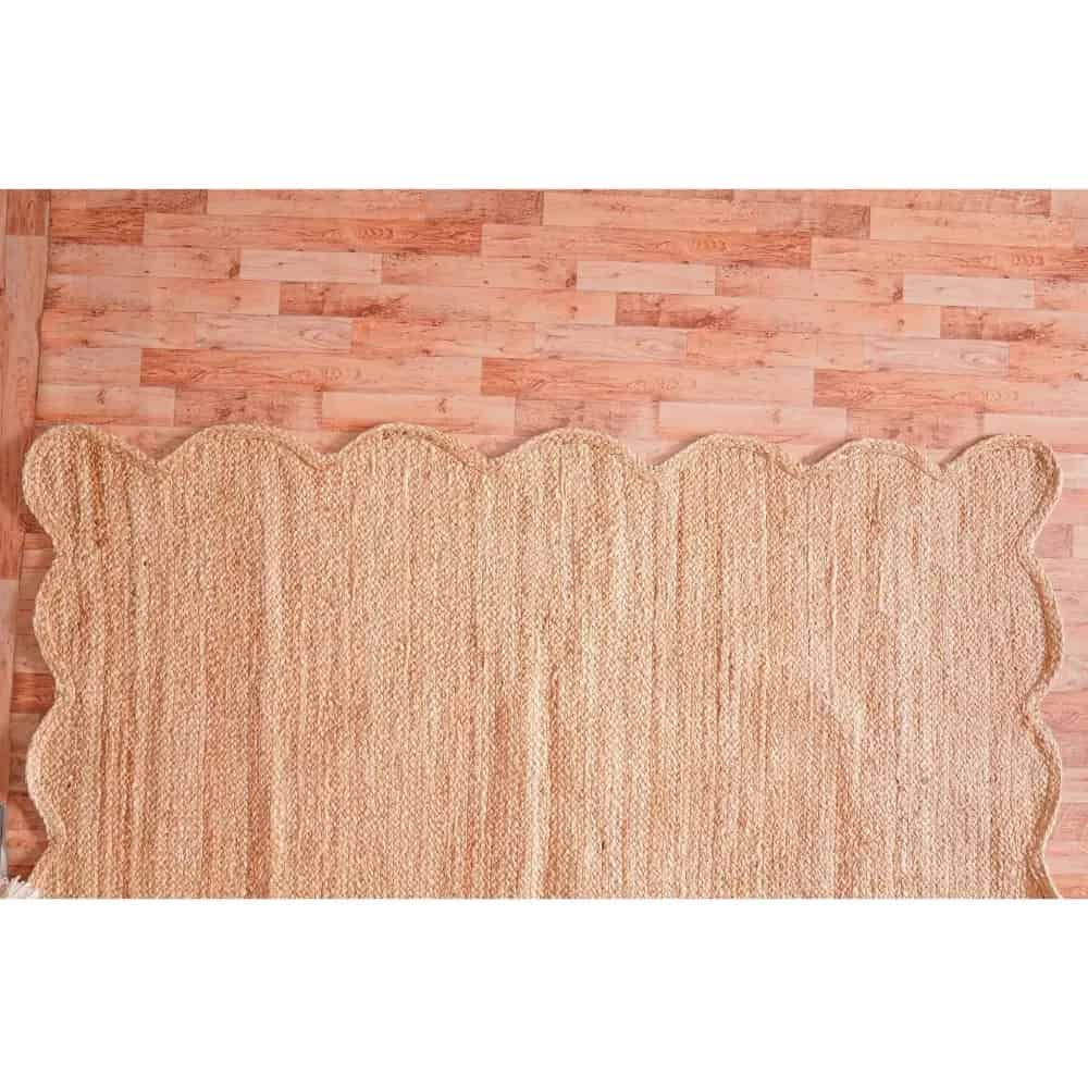 Natural Hand Braided Beige Scalloped Jute Area Rug - Image 4