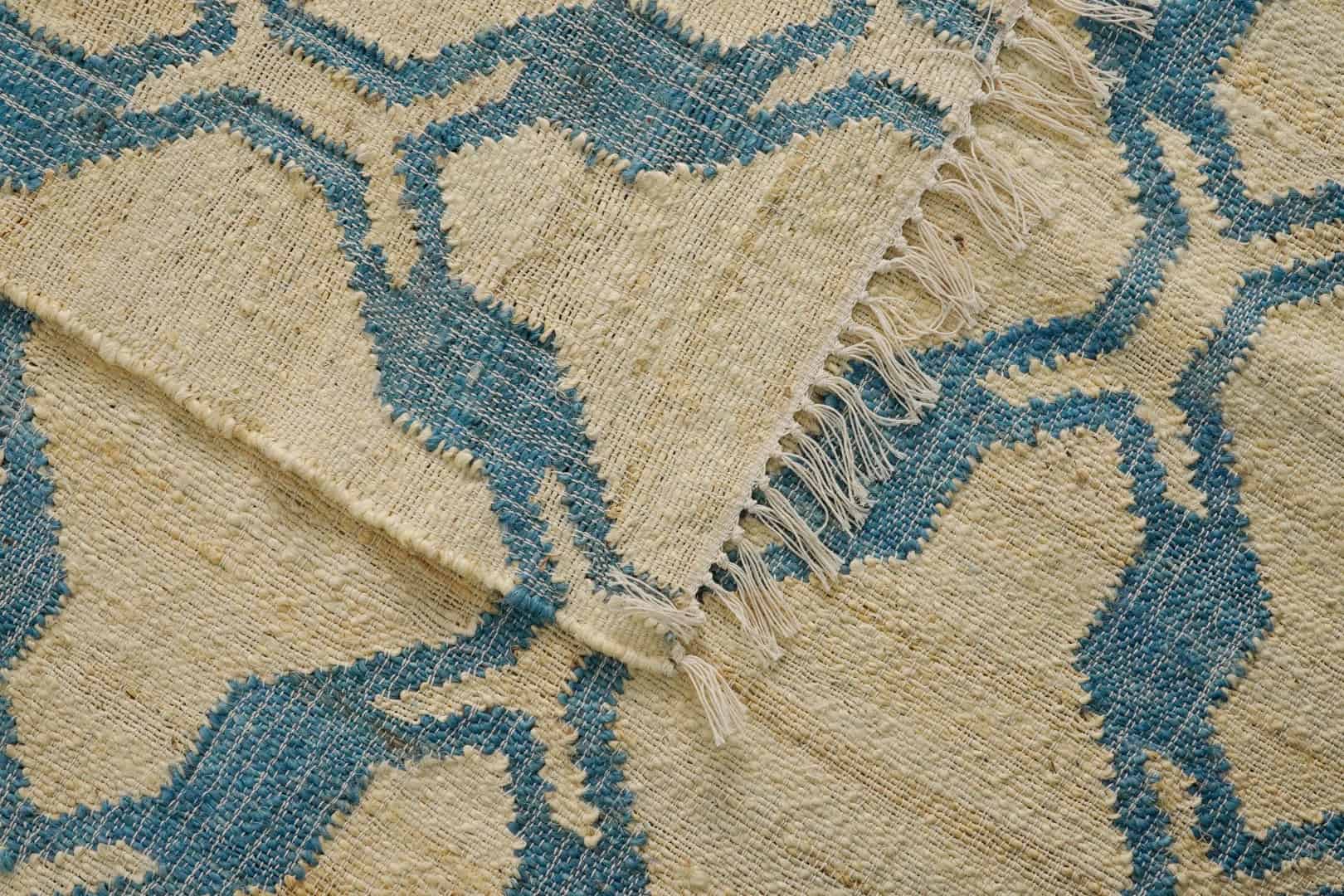 Ivory Blue Scandinavian Design High Quality Hand Woven Flatweave Kilim Modern Boho Geometric Rug For Decor Home Rug - Image 6