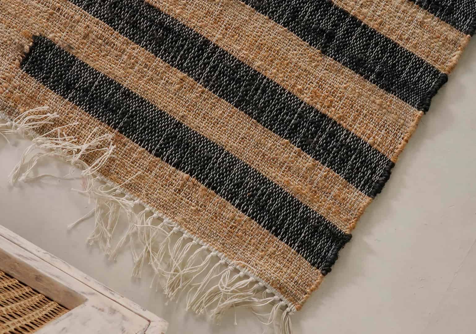 Natural Beige Jute High Quality Hand Woven Geometric Boho Style Rug With Black Stripes Line Rug White Fringes Rug For Home Decor Rug  - Image 7