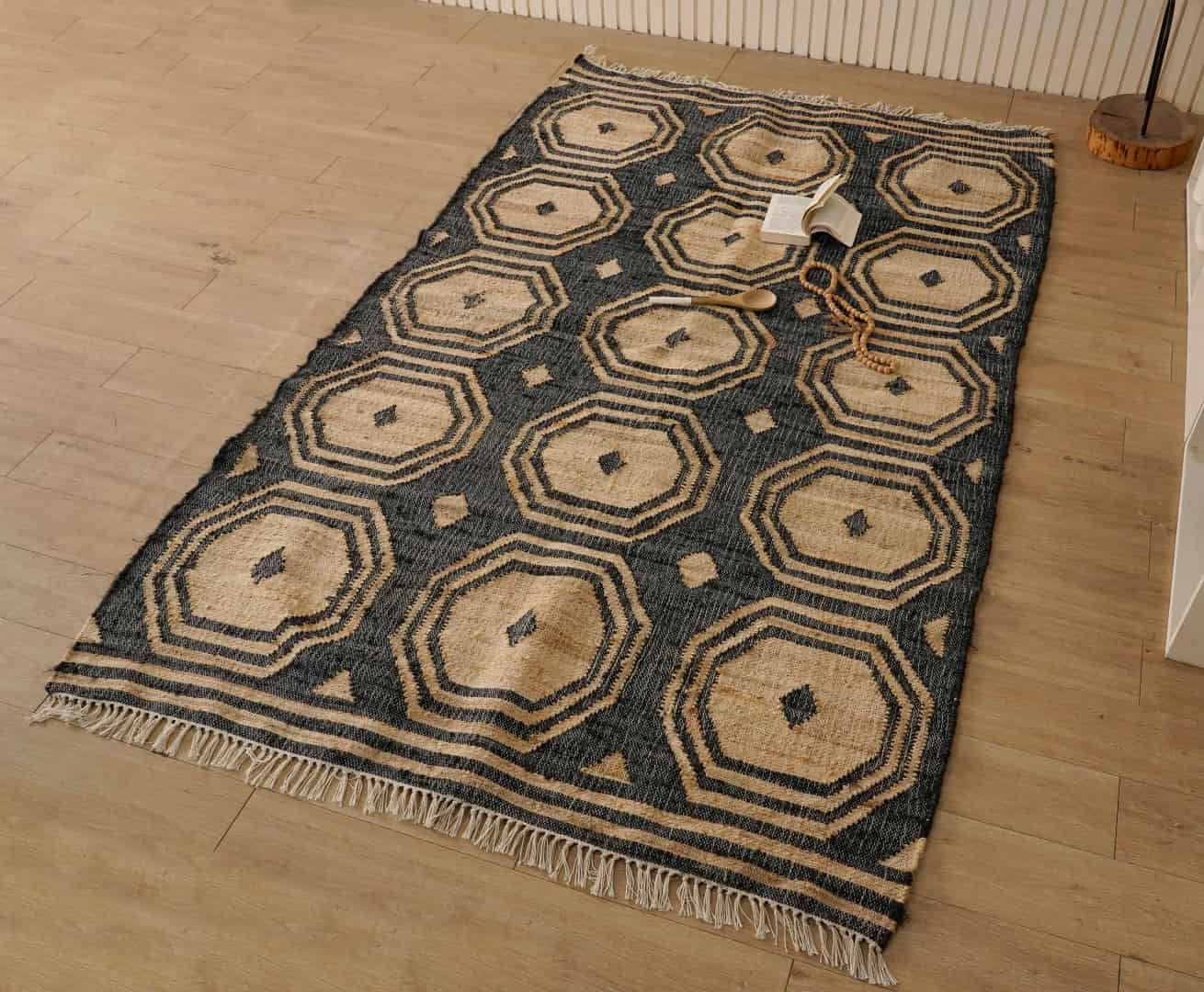 Handwoven Cotton Rectangle Juna Rug Beige Rug With Black Design Rug White Fringes Jute Rug Large Area Rug For Living Room Decor Rug  - Image 4