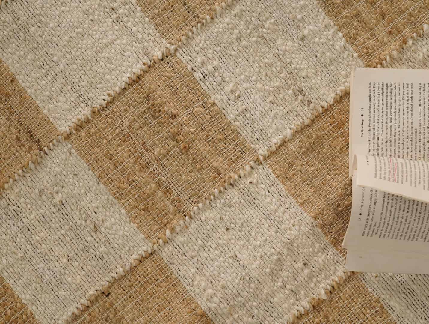 Natural Jute Fiber Cotton Hand Woven Bohemian Moroccan Inspired Rug Beige and White Box Pattern Rug White Fringes Rug For Living Decor Home  - Image 9