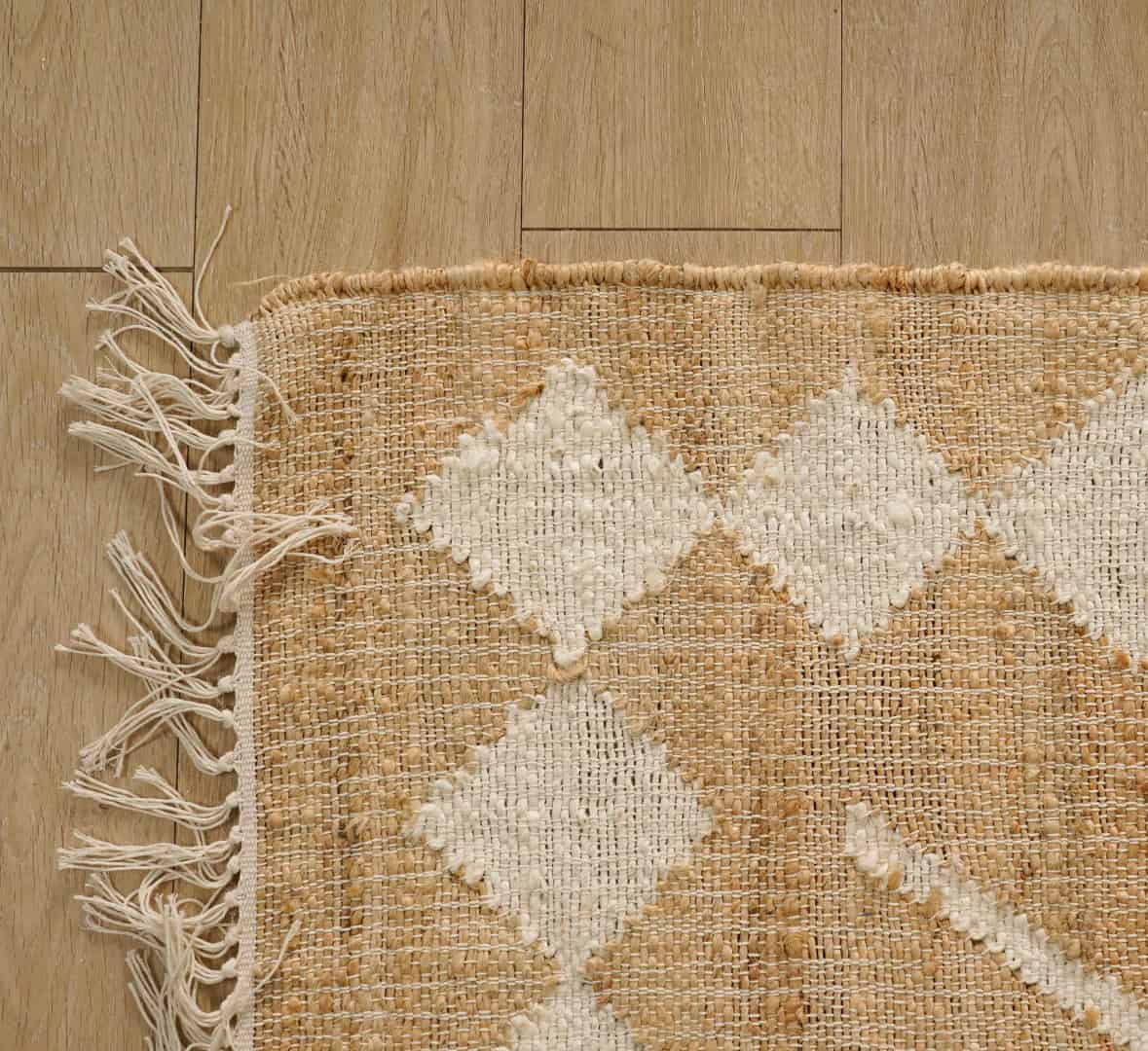 Beige Jute Rug With White Design Rug For Living Decor Room White Fringes Jute Rug Natural Jute Beige and White Design High Quality Hand Woven Geometric Boho Style Rug  - Image 4
