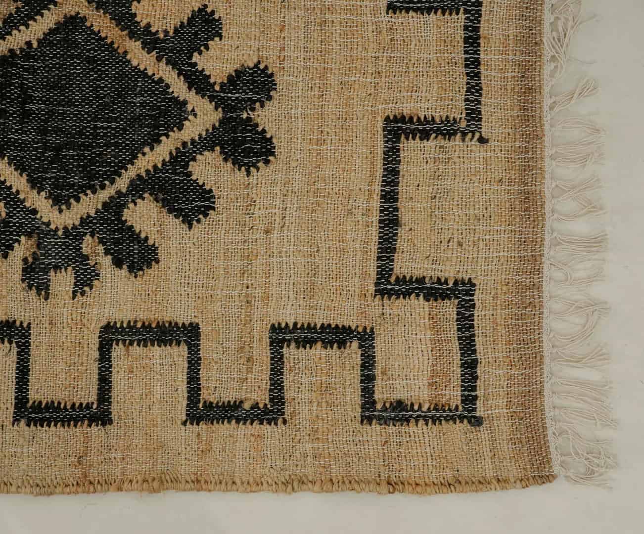 Handmade Natural Beige Jute Rectangle Rug With Black Design Living Room Decor Bohemian Jute Carpet Area Rug White Fringes Jute Rug  - Image 4