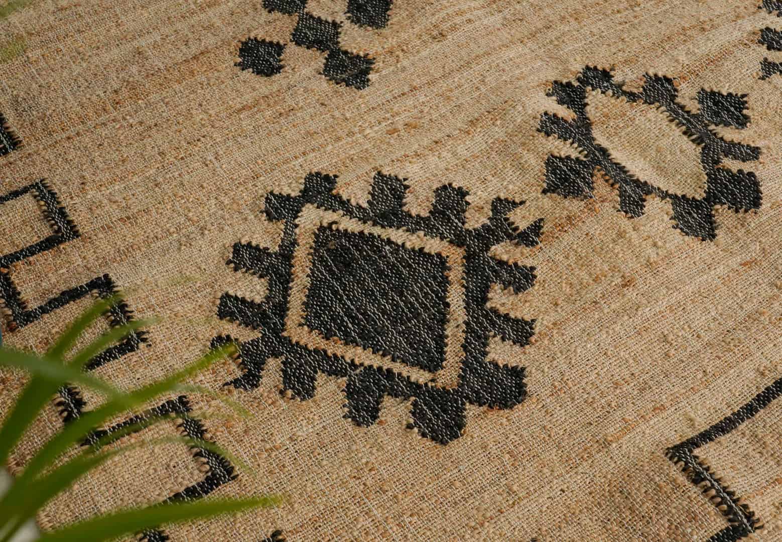 Handmade Natural Beige Jute Rectangle Rug With Black Design Living Room Decor Bohemian Jute Carpet Area Rug White Fringes Jute Rug  - Image 9