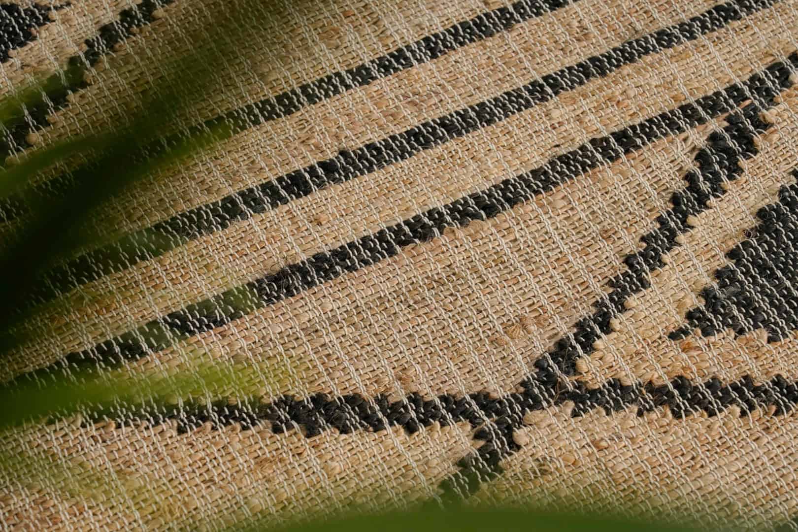 Natural Jute Black High Quality Hand Woven Geometric Boho Style Rug Beige Jute Rug With Black Design Rug For Living Room Decorative Area Rug  - Image 9