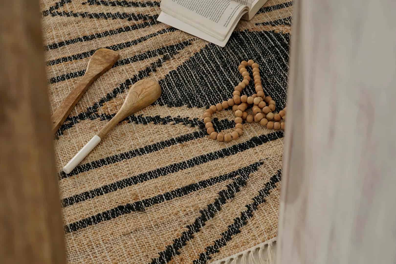 Natural Jute Black High Quality Hand Woven Geometric Boho Style Rug Beige Jute Rug With Black Design Rug For Living Room Decorative Area Rug  - Image 10