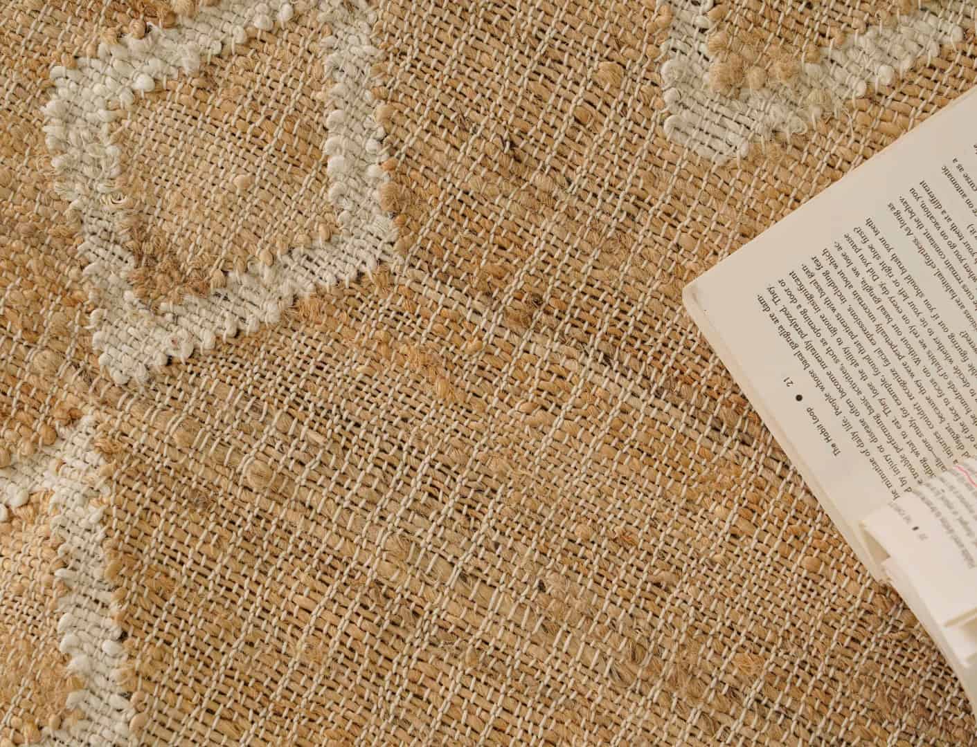 Indian Handmade Cotton Jute Dhurrie Bohemian Jute Rug Beige Jute Rug With White Pattern Rug Vintage Large Area Rug White Fringes Jute Rug Guestroom Decor Rug  - Image 7