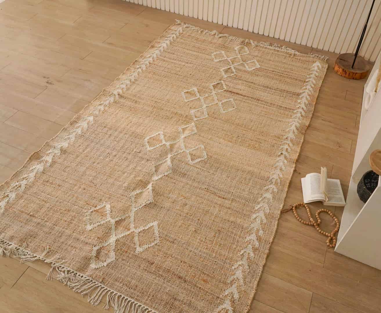 Indian Handmade Cotton Jute Dhurrie Bohemian Jute Rug Beige Jute Rug With White Pattern Rug Vintage Large Area Rug White Fringes Jute Rug Guestroom Decor Rug  - Image 1