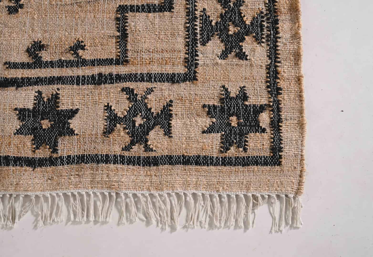 Natural Handmade Cotton jute Rug With Black Design Rug Rectangle Shape Jute Carpet For Living Home Decor Rug And White Fringes Jute Rug Bohemian Decorative Rug  - Image 5