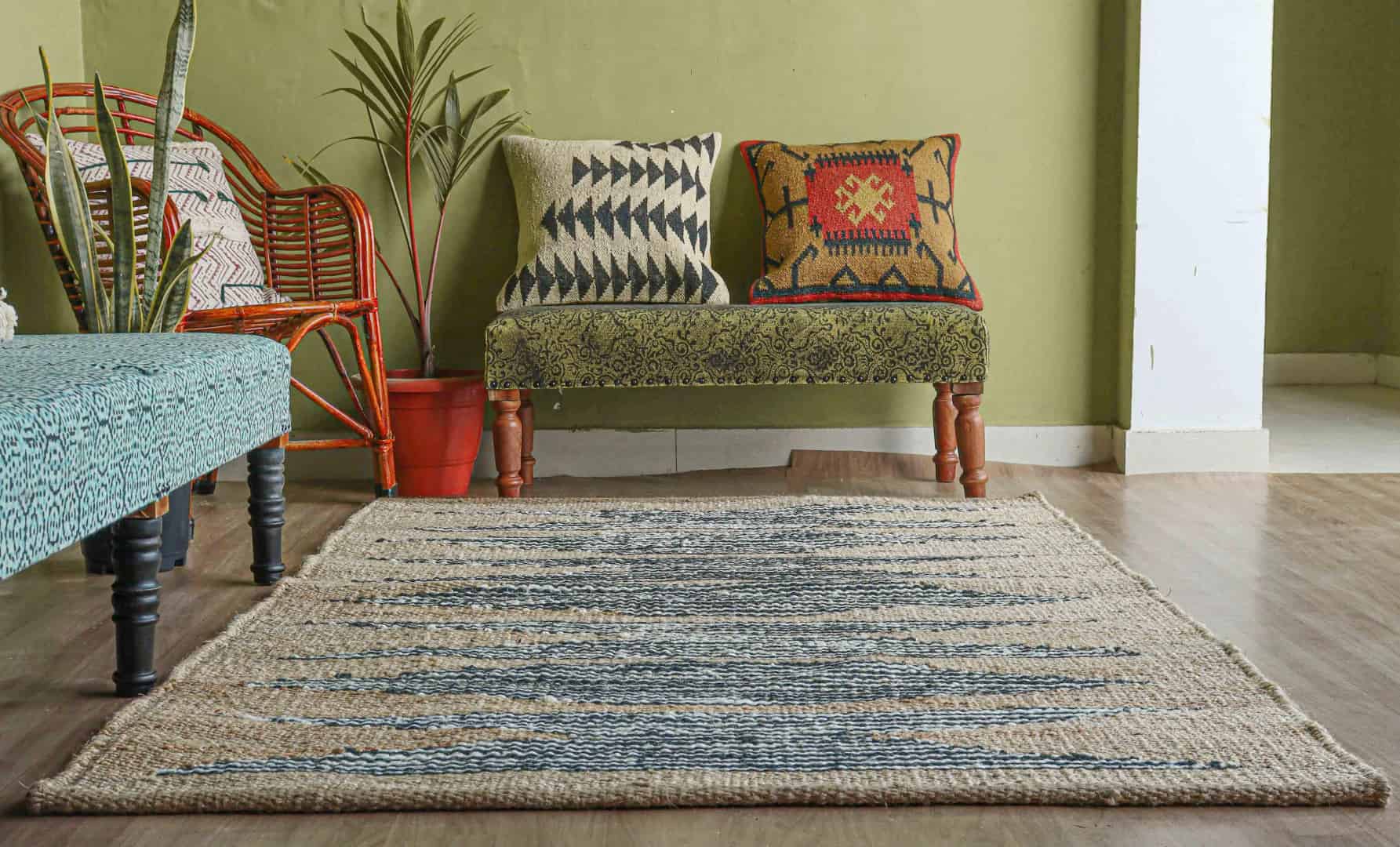 Indian Handmade New Design Natural Jute Hemp Rug with Black and White Design Hemp Rug For Hallway Decor Hemp Rug For Living Room Area Vintage Large Dhurrie Rug - Image 3