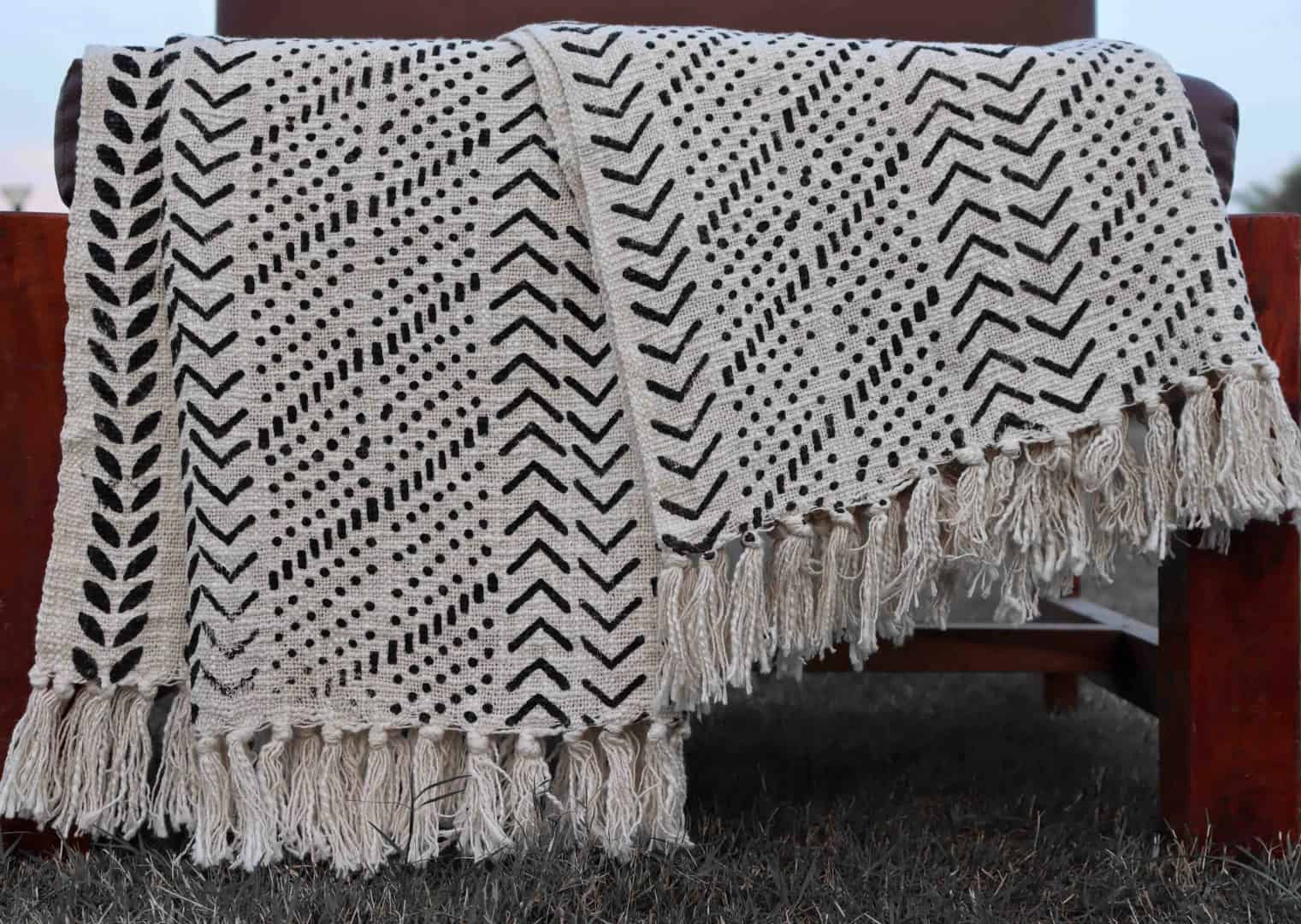 Handmade Rustic Throw Authentic African Style Decor for Home Hand Loom Blanket Boho Block Print Bed Throw Linen with Tassels White Throw With Black Design For Decor Home - Image 4