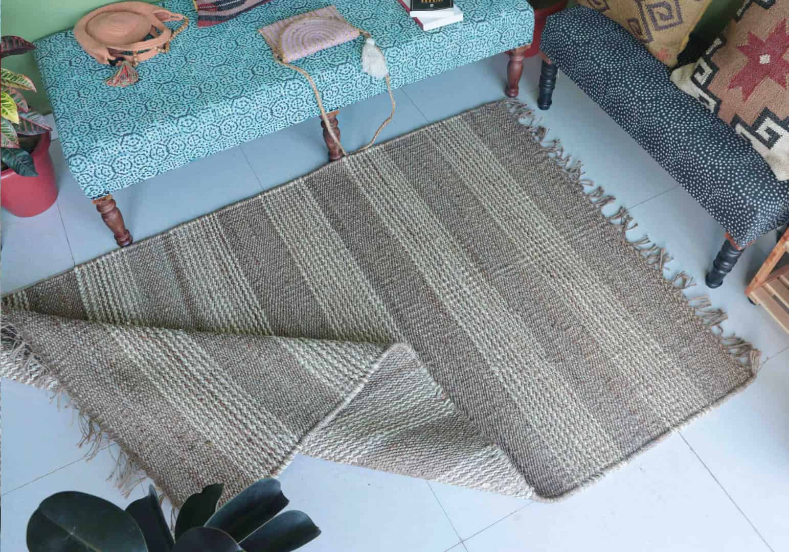 Indian Handwoven Hemp Large Area Decor Rug Natural Hemp With White Stiped Line Rug Fringes Jute Rug Vintage Decor Rug Living Room Rug Traditional Jute Rug  - Image 3