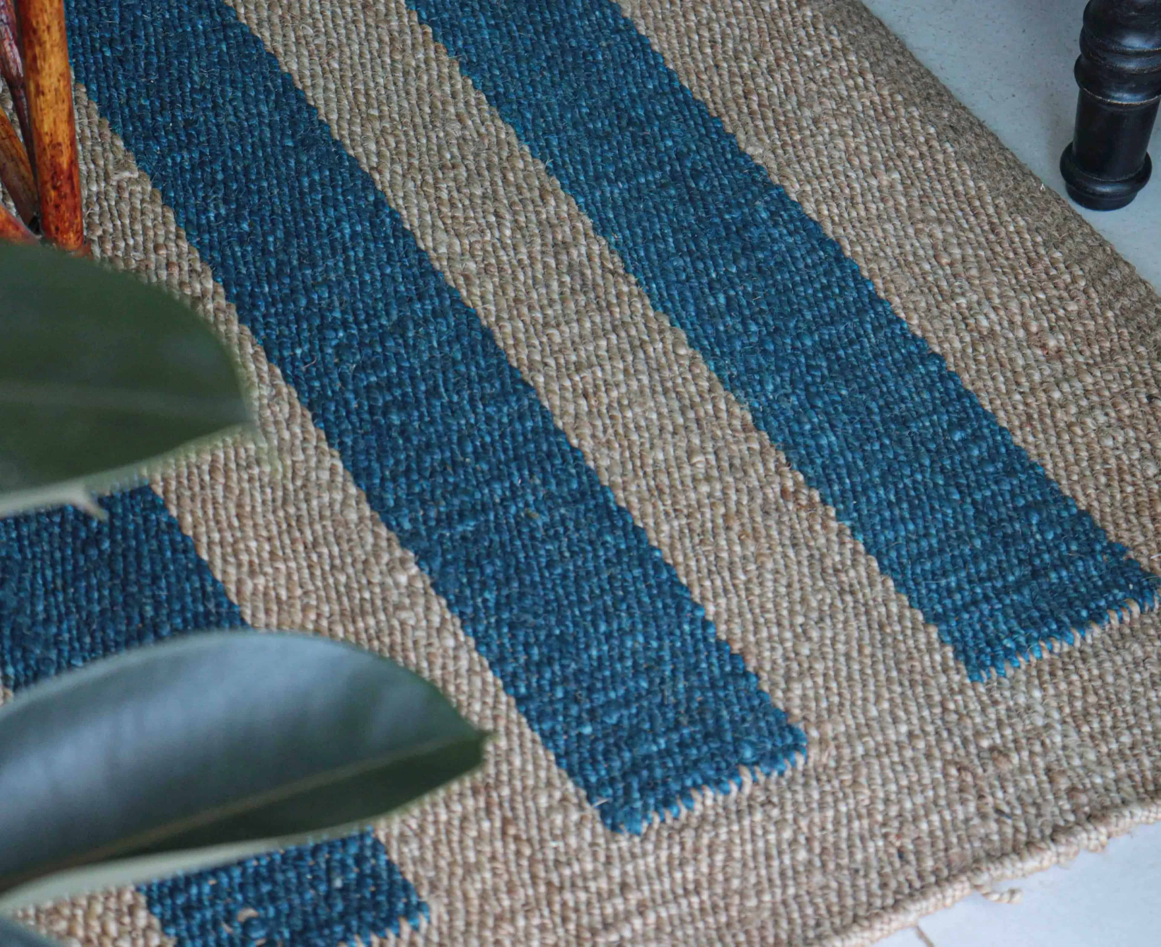 Indian Handmade Beige Jute Hemp Rug With Blue Stripes Home and Living Decor Hemp Rug Hemp Rug for Bedroom Kitchen Decor Hemp Large Area Hemp Dhurrie Rug  - Image 7