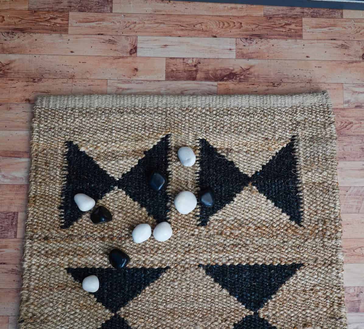 Handwoven Stair Natural Jute Hemp Rug With Black Design Bedside Runner Rug Hand Loomed Yoga Hemp Bohemian Jute Area Rug Large Area Runner Decor Rug For Living Home Rug  - Image 4