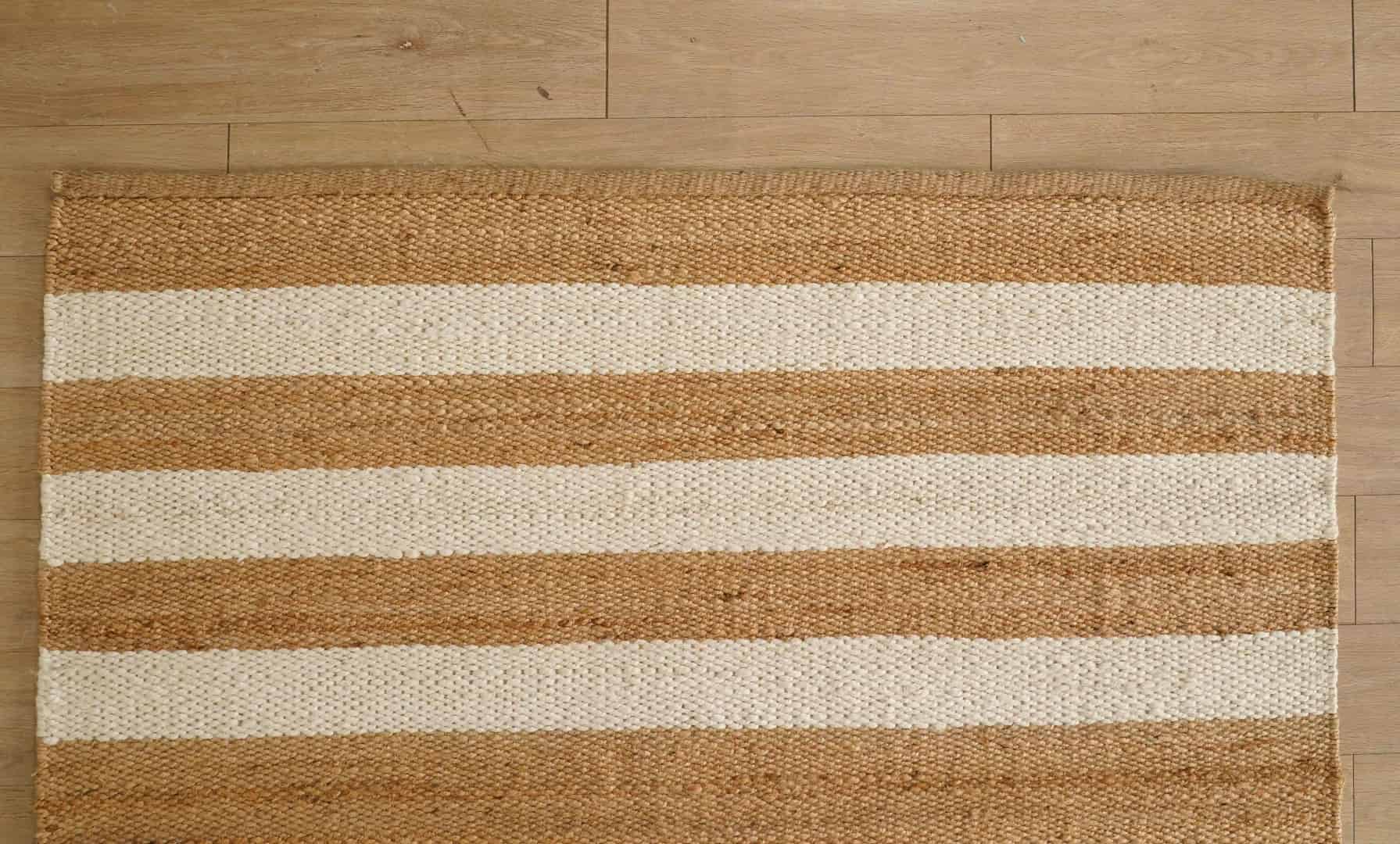 Inadian Handmade Natural Hemp Jute Rug With White Stripes Line Decor Rug Vintage Large Jute Rug Decorative Hemp Jute Rug Traditional Rug Custom Size hemp Rug For Living Room  - Image 5