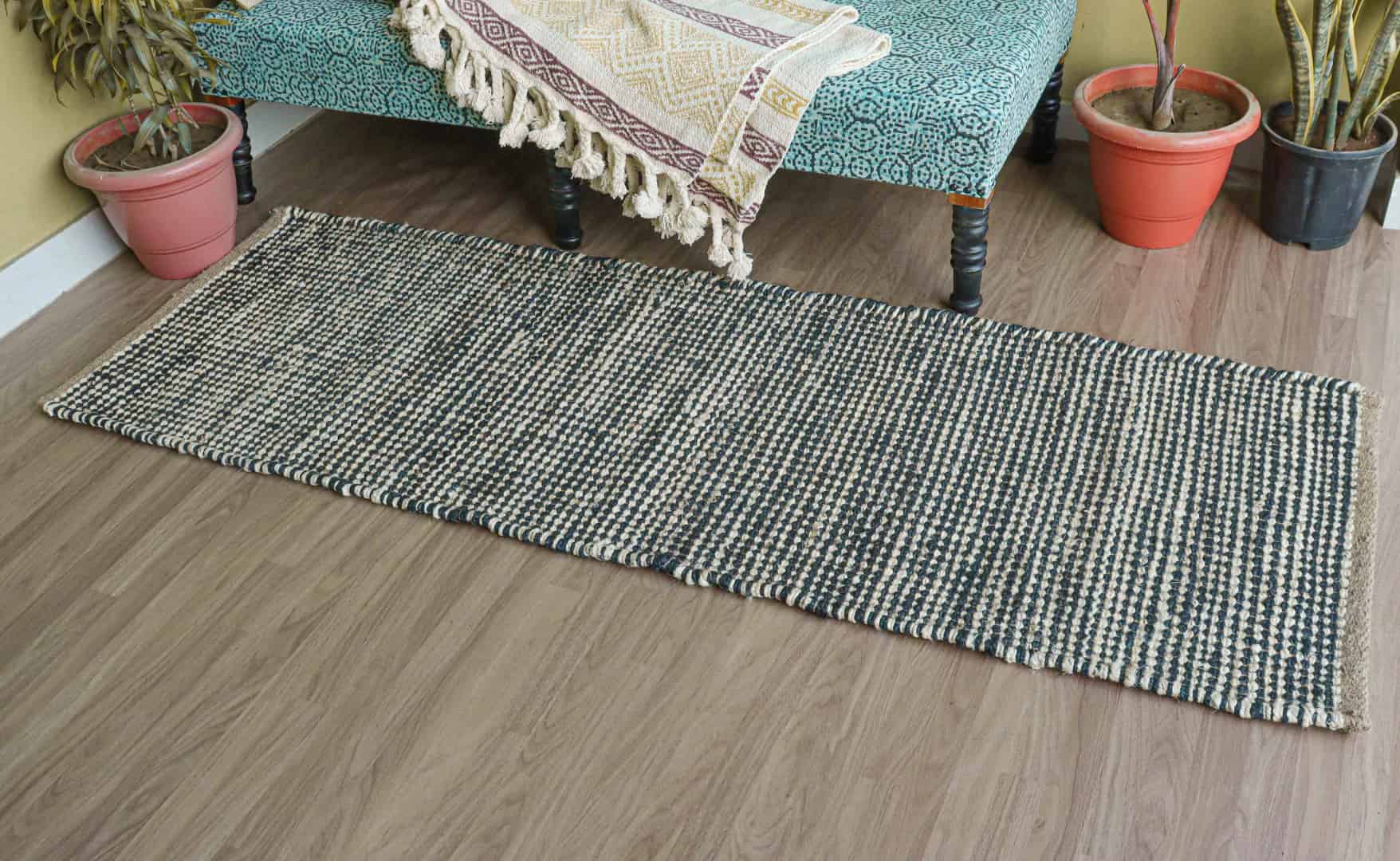 Hand Crafted White And Blue Color Decorating Runner Interier Style making Runner Lagre Area Runner Rug Vintage Hemp Jute Rug For Living Room Decor Rug Boho Decor Runner Rug  - Image 3