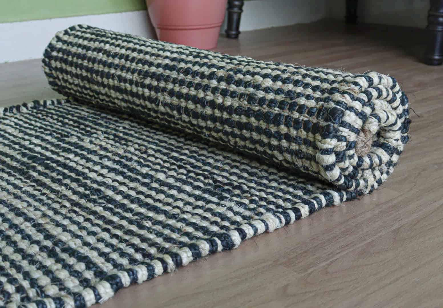 Hand Crafted White And Blue Color Decorating Runner Interier Style making Runner Lagre Area Runner Rug Vintage Hemp Jute Rug For Living Room Decor Rug Boho Decor Runner Rug  - Image 4